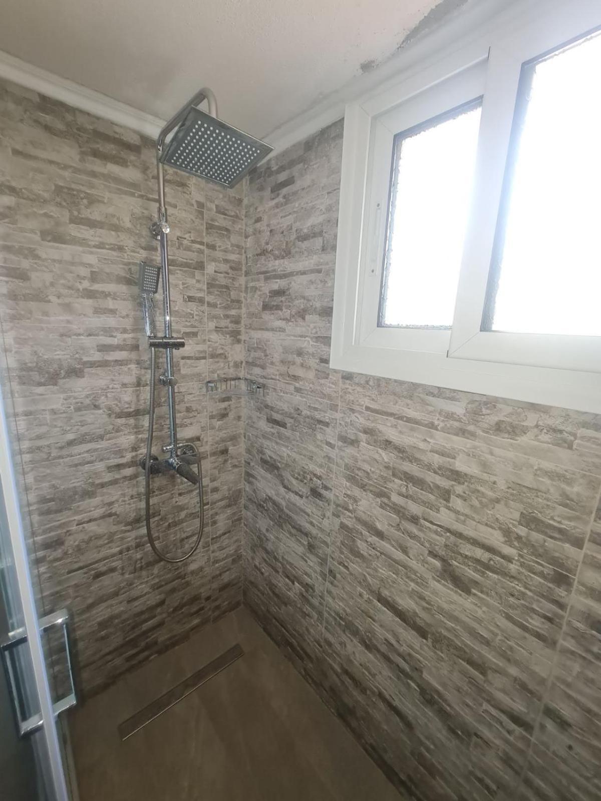 Nea Peramos Large Apartment Near The Beach Екстер'єр фото